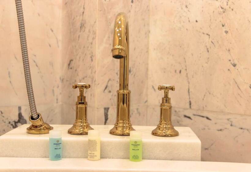 سوئیت مدیریتی 2 خوابه, Diamond Sea