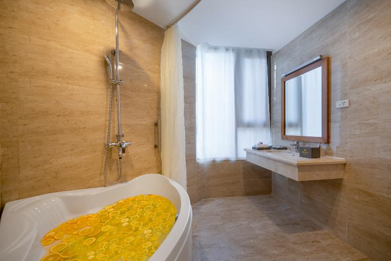 اتاق پرمیوم با چشمانداز دریا, Diamond Sea