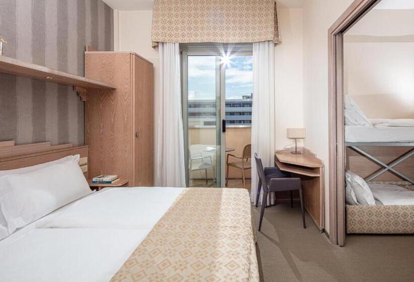 غرفة قياسية رباعية, Europa