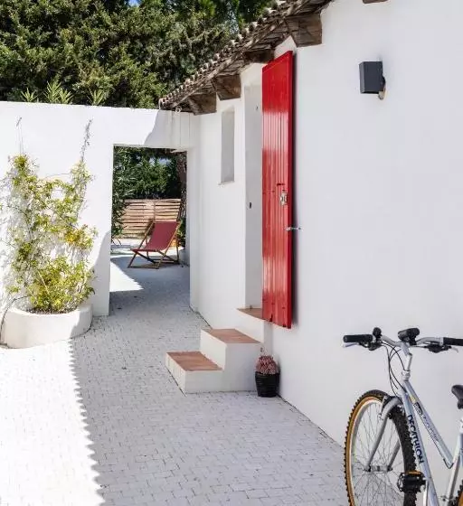 ベーシックルーム, Hôtel Les Volets Rouges  Cassis