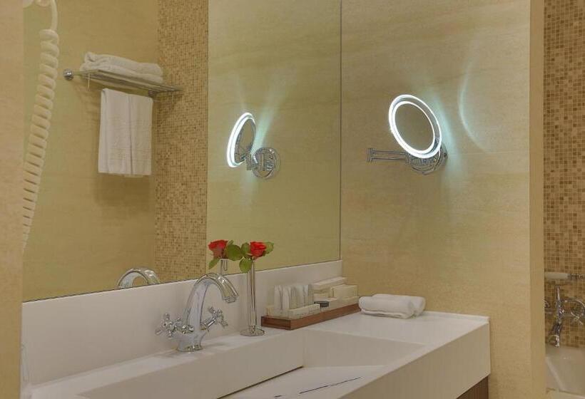 اتاق سوپریور, Kadorr Hotel Resort & Spa