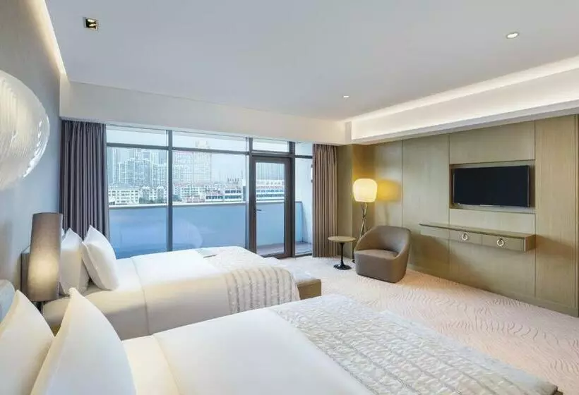 オーシャンビューのクラブルーム, Le Meridien Qingdao West Coast