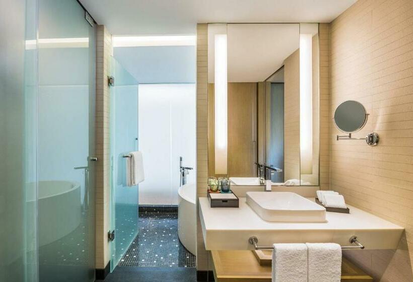 חדר קלאב עם מיטת קינג, Le Meridien Qingdao West Coast