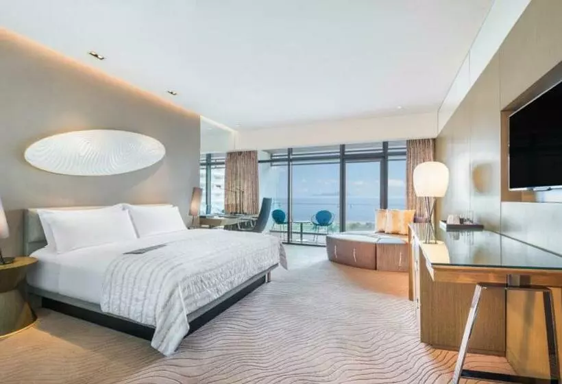キングサイズベッドのクラブルーム, Le Meridien Qingdao West Coast