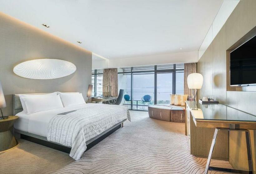 Номер Клуб Кровать Кинг, Le Meridien Qingdao West Coast