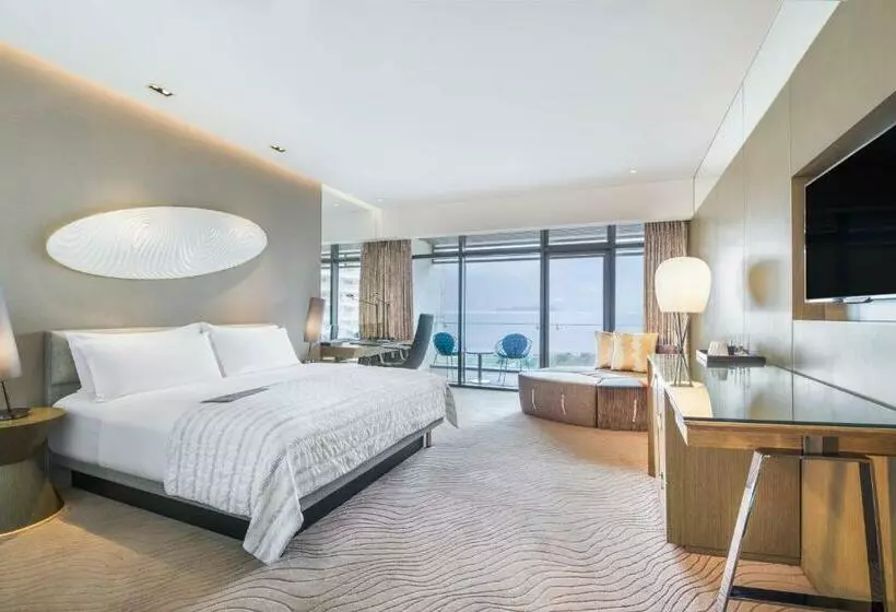 キングサイズベッドのクラブルーム, Le Meridien Qingdao West Coast