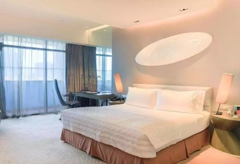 キングサイズベッドのクラブルーム, Le Meridien Qingdao West Coast