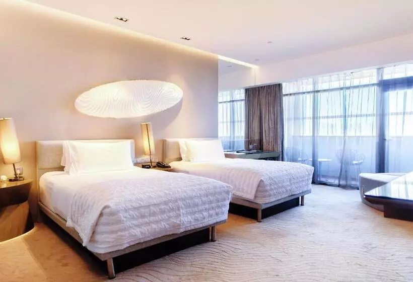 クラブルーム, Le Meridien Qingdao West Coast