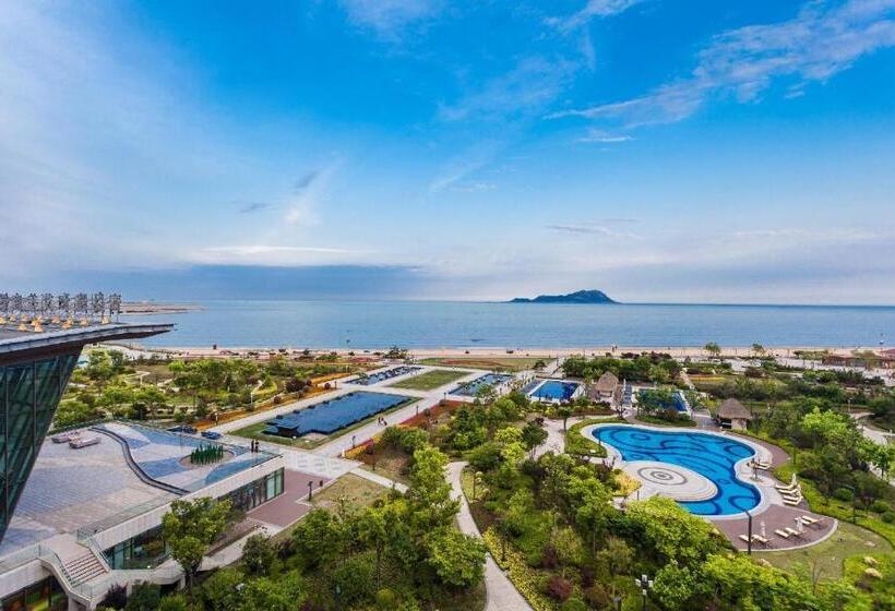 Номер Клуб Вид на Море, Le Meridien Qingdao West Coast