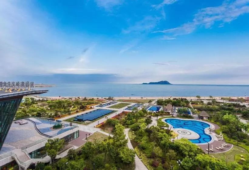 オーシャンビューのクラブルーム, Le Meridien Qingdao West Coast