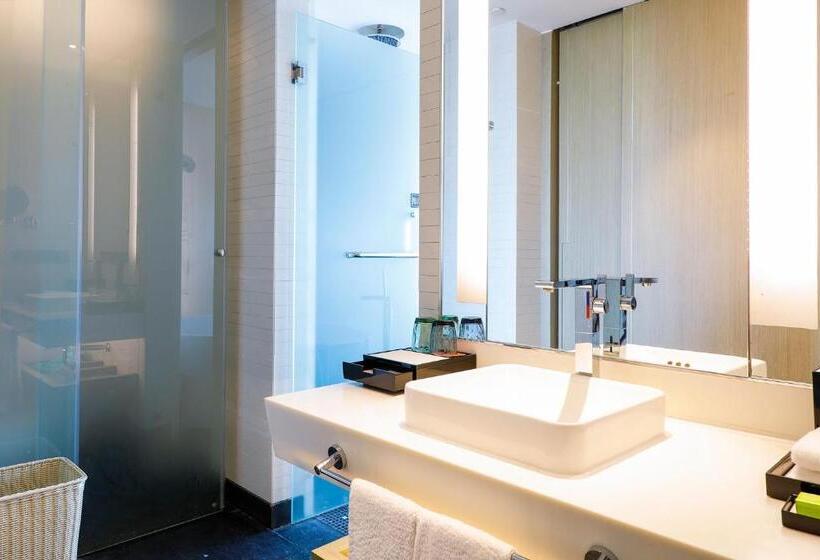 غرفة قياسية سرير كينج, Le Meridien Qingdao West Coast