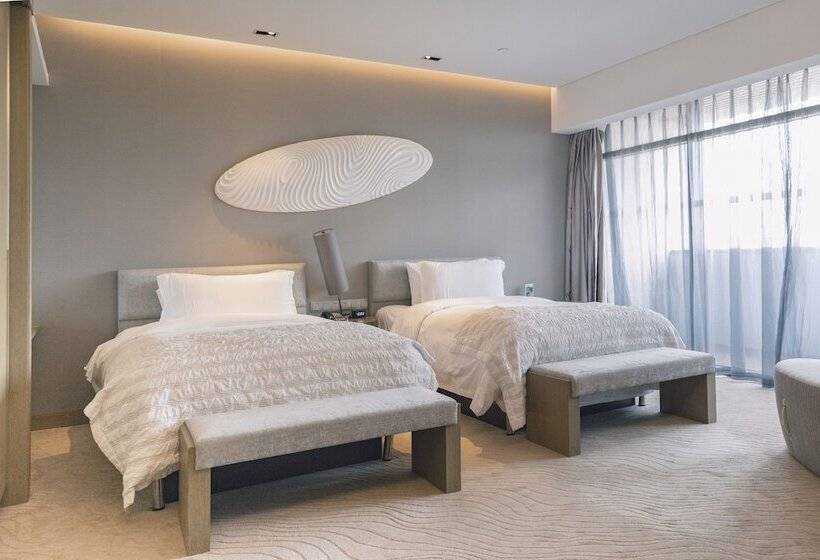 غرفه قياسيه سريرين مزدوجين, Le Meridien Qingdao West Coast