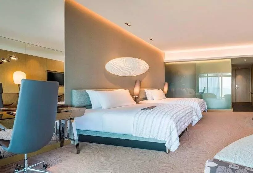 ２ダブルベッドのスタンダードルーム, Le Meridien Qingdao West Coast