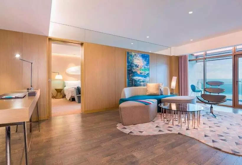 キングサイズベッドのスイートルーム, Le Meridien Qingdao West Coast