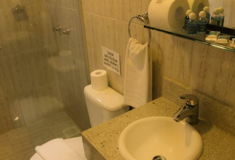 Номер Стандарт Трехместный, Pousada Jasmim