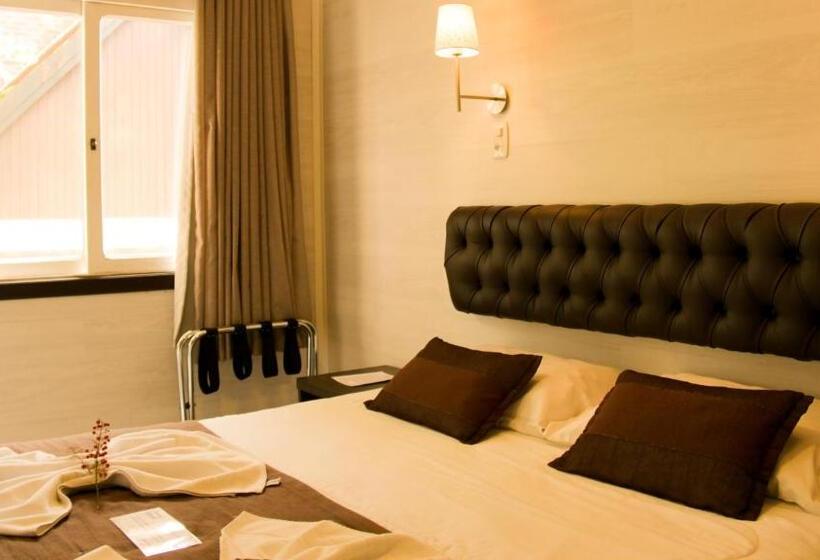 Трехместный Номер Deluxe, Pousada Jasmim