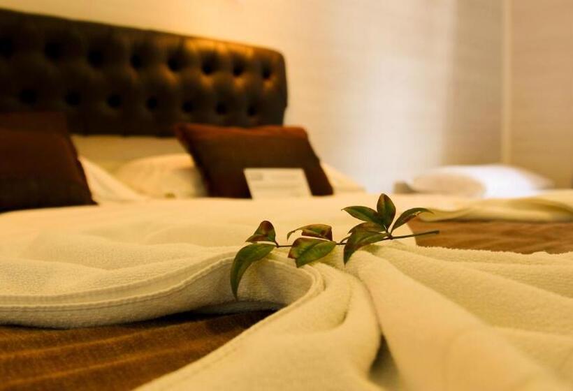 Четырехместный Номер Superior, Pousada Jasmim