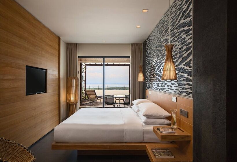 Номер Стандарт Двуспальная Кровать Вид на Море, Renaissance Bali Uluwatu Resort & Spa