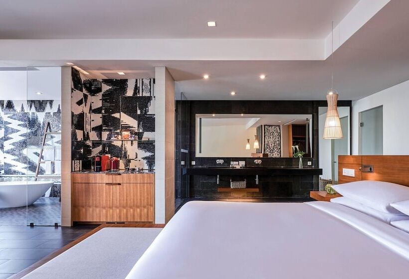 스탠다드 룸 더블 침대, Renaissance Bali Uluwatu Resort & Spa