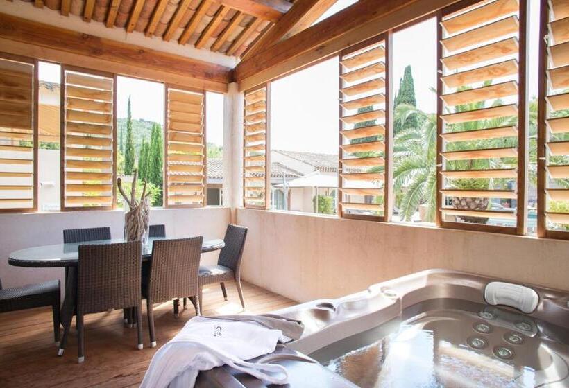 자쿠지 스위트, Villa Cosy, Hotel & Spa