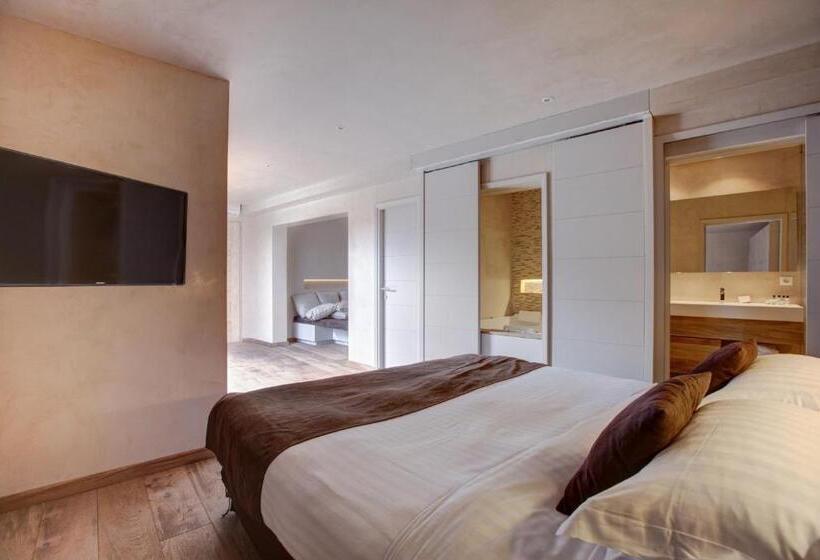 סוויטת ג'וניור עם מסג'ר מים, Villa Cosy, Hotel & Spa