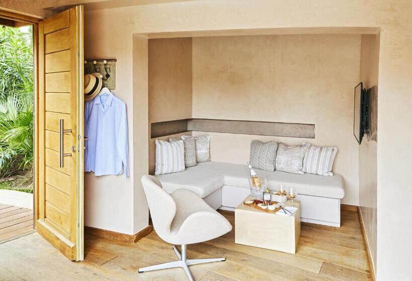 סוויטת ג'וניור עם מסג'ר מים, Villa Cosy, Hotel & Spa