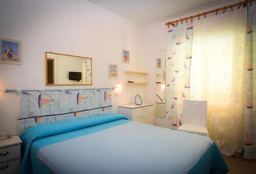 חדר סטנדרט לשלושה, Villa Denia