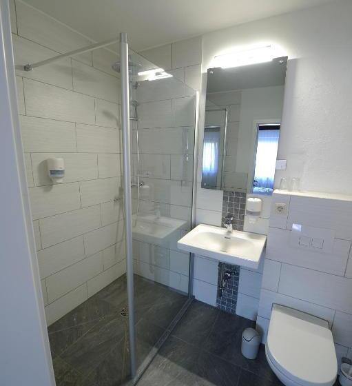 Номер Стандарт Трехместный, Zur Post