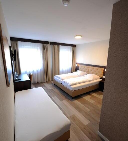 Номер Стандарт Трехместный, Zur Post