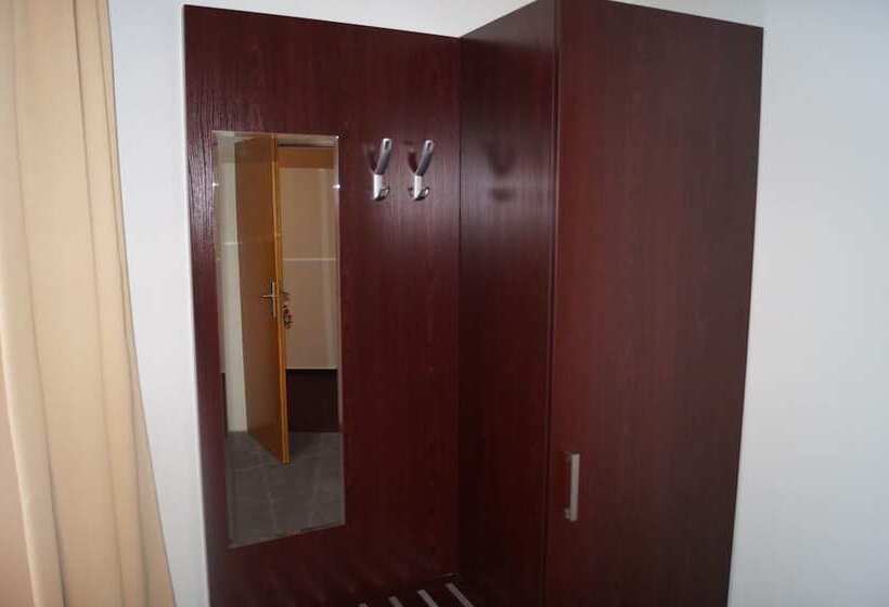 Номер Стандарт Индивидуальный, Zur Post