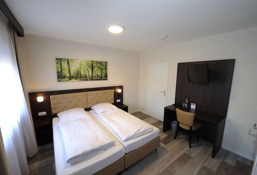 Номер Стандарт, Zur Post