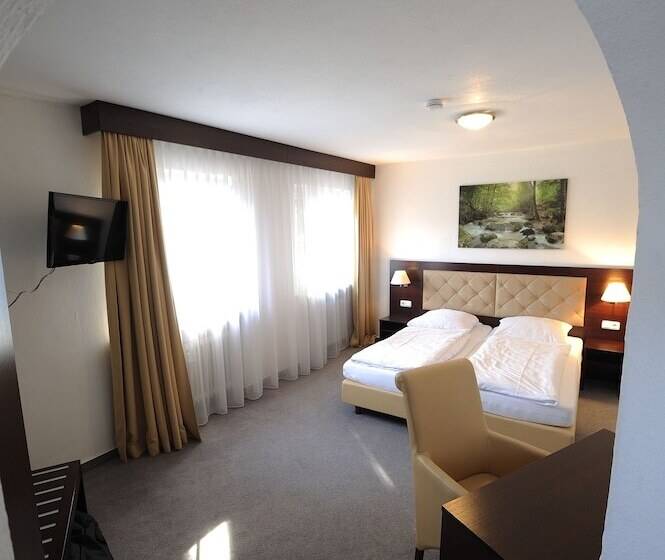 Номер Стандарт, Zur Post