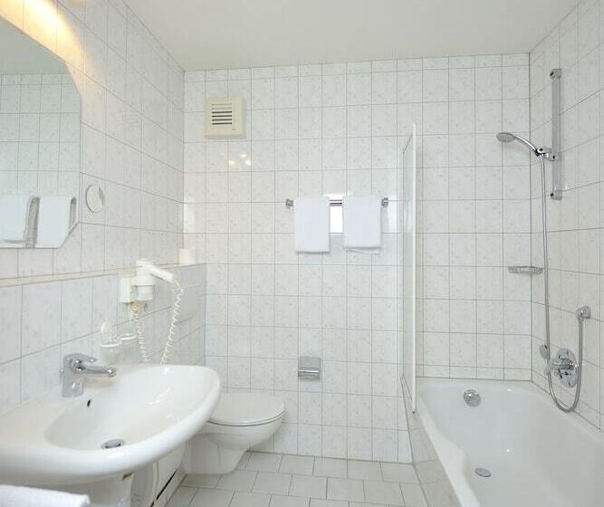 Номер Стандарт Трехместный, Zur Post