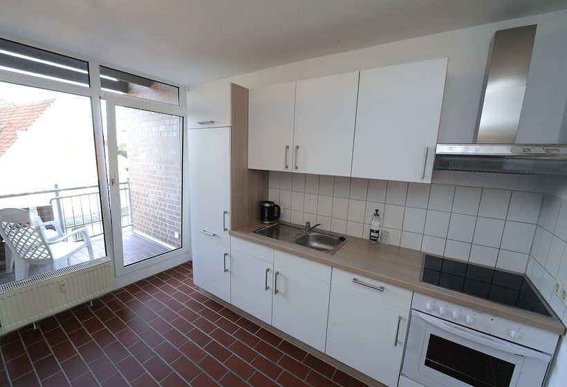 Номер Стандарт Трехместный, Zur Post