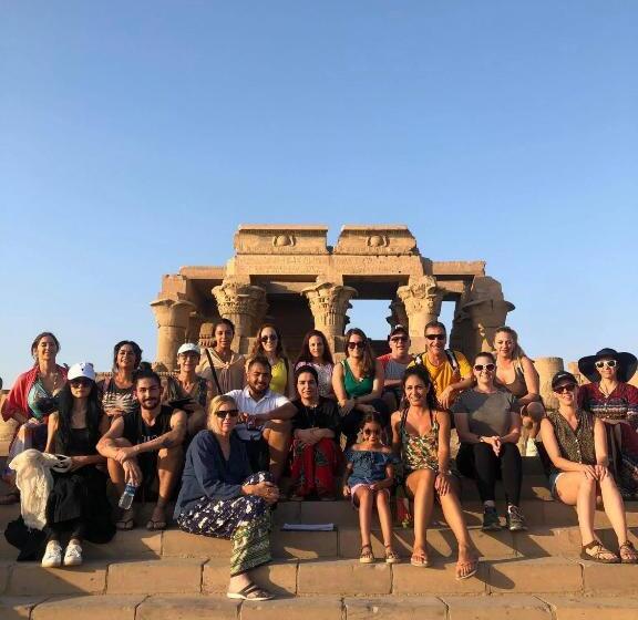 اتاق استاندارد با سرویس بهداشتی مشترک, Meramees