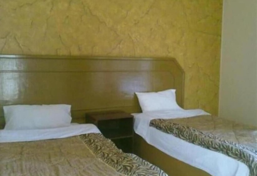 اتاق استاندارد با سرویس بهداشتی مشترک, Meramees