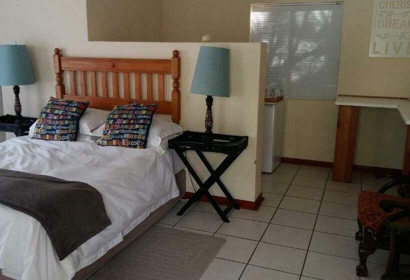 חדר דלוקס, The Guest House Pongola