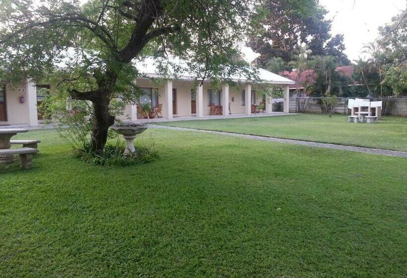 חדר דלוקס, The Guest House Pongola