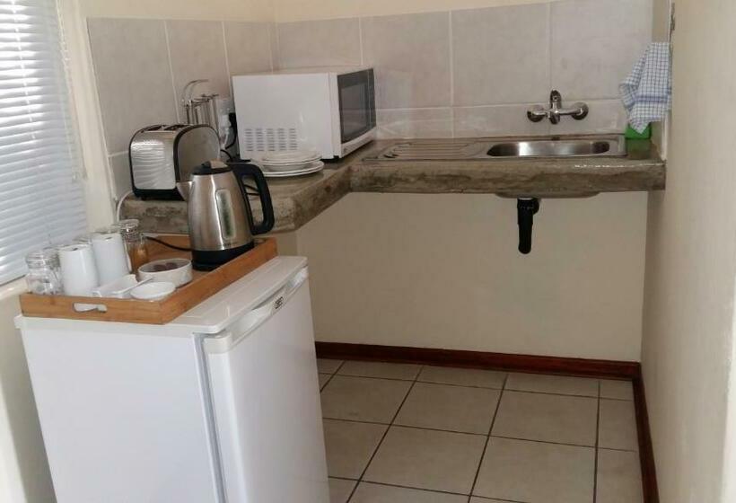 חדר דלוקס, The Guest House Pongola