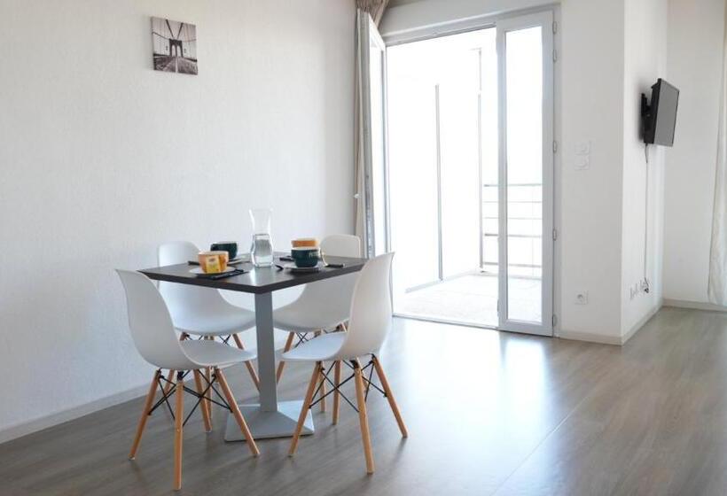 标准三人间, Zenao Appart