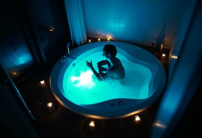 اتاق استاندارد با تخت بزرگ, Suites Niditas