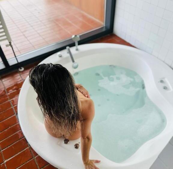 Люкс Кровать Кинг, Suites Niditas
