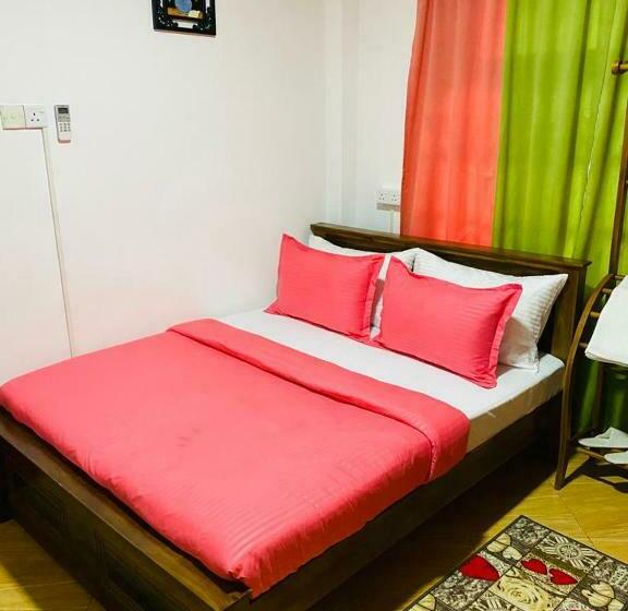 דירה בת חדר שינה 1 עם מרפסת, Antonio Transit Katunayake