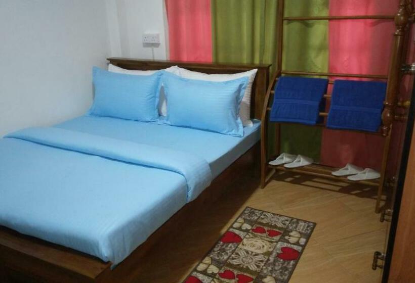 דירה בת חדר שינה 1 עם מרפסת, Antonio Transit Katunayake