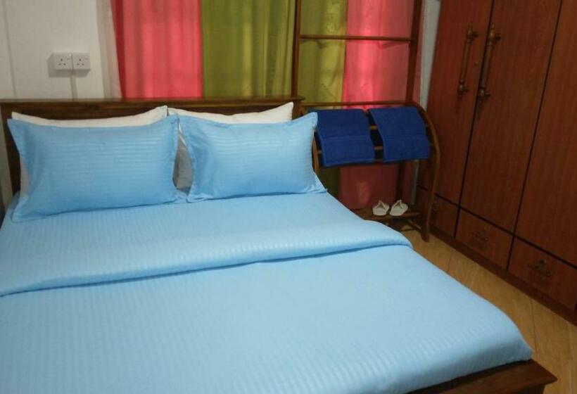 Apartamento 1 Dormitório com Sacada, Antonio Transit Katunayake
