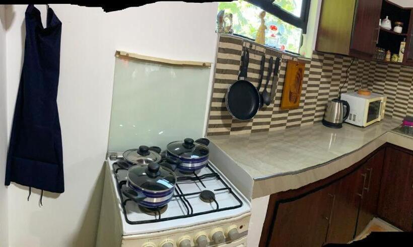 דירה בת חדר שינה 1 עם מרפסת, Antonio Transit Katunayake