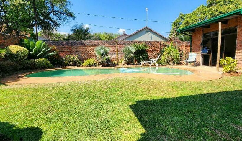 スタンダードルーム, Emani Guest House