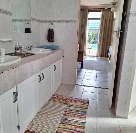 スタンダードルーム, Emani Guest House