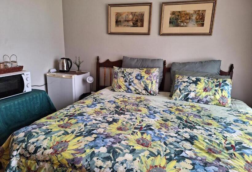 スタンダードルーム, Emani Guest House