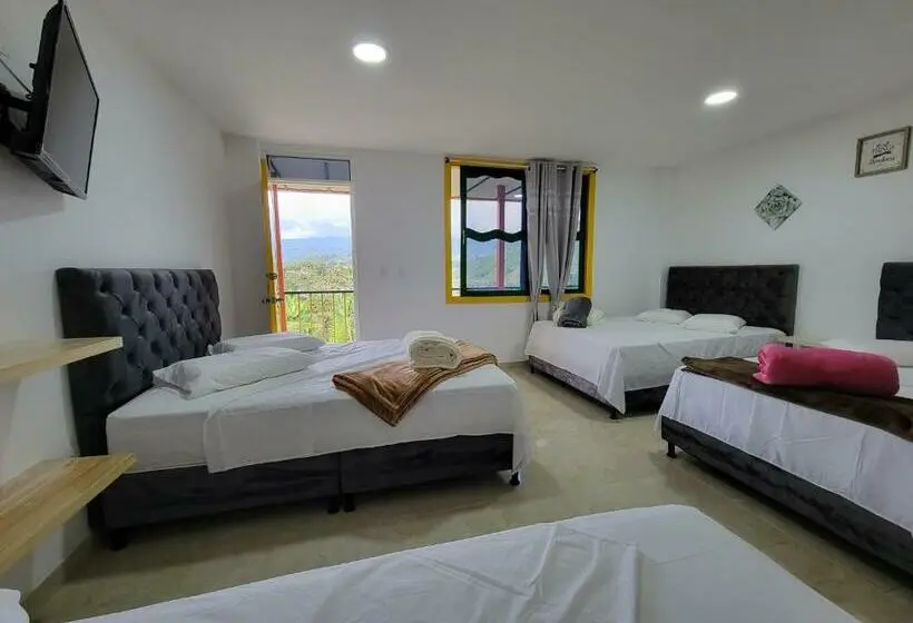 اتاق خانوادگی, Casona Hotel La Divisa
